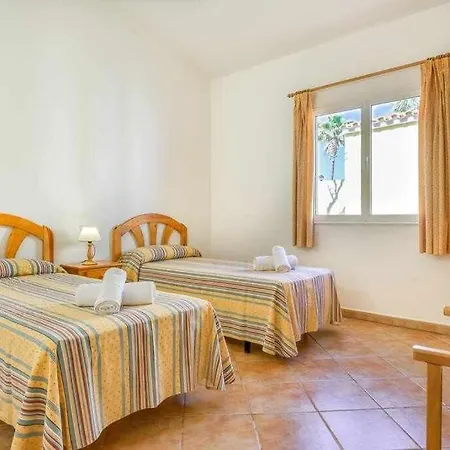 Linardo2 Con Piscina Y Aire Acondicionado *